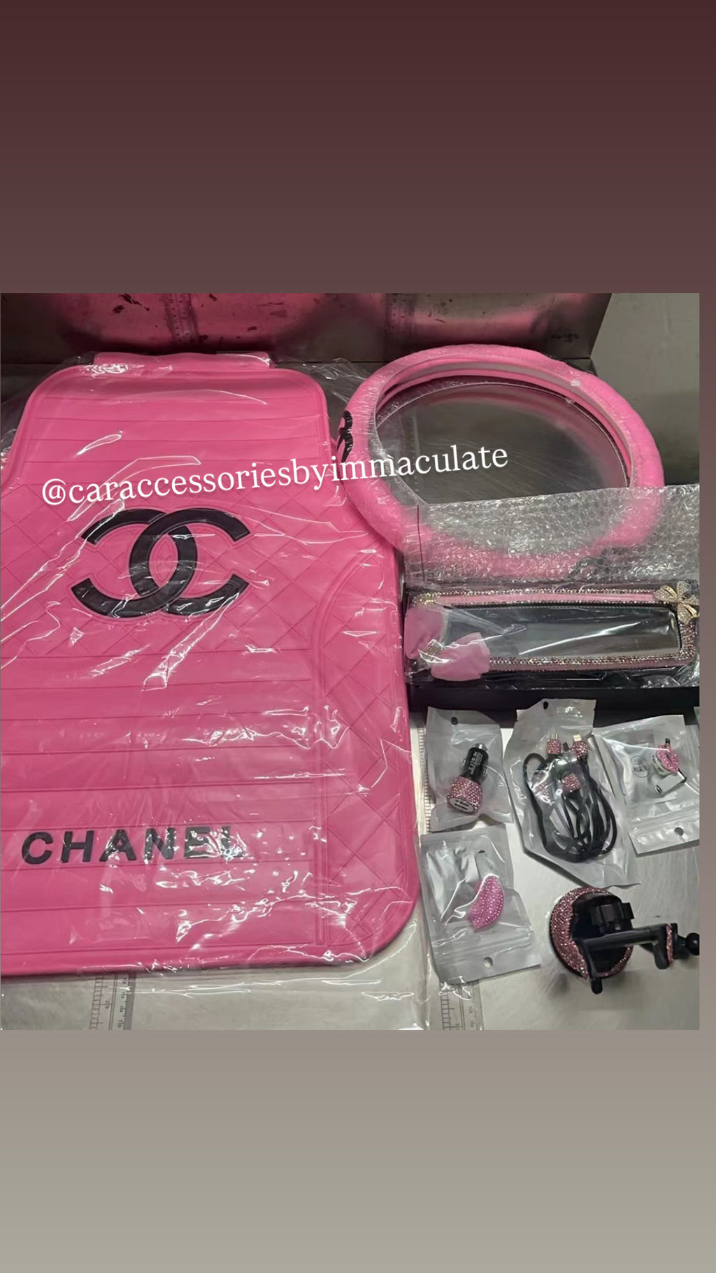 Cc (pink Barbie and black) 5pcs car mats plus matching steering cover