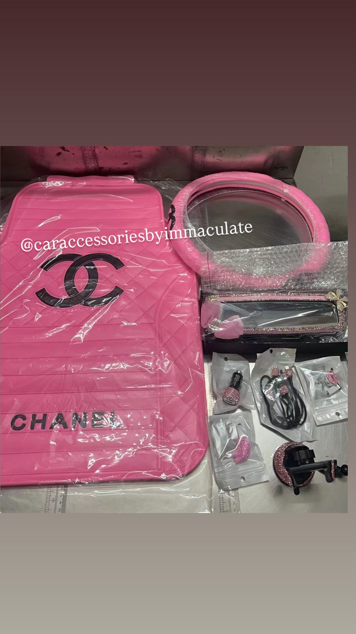 Cc (pink Barbie and black) 5pcs car mats plus matching steering cover