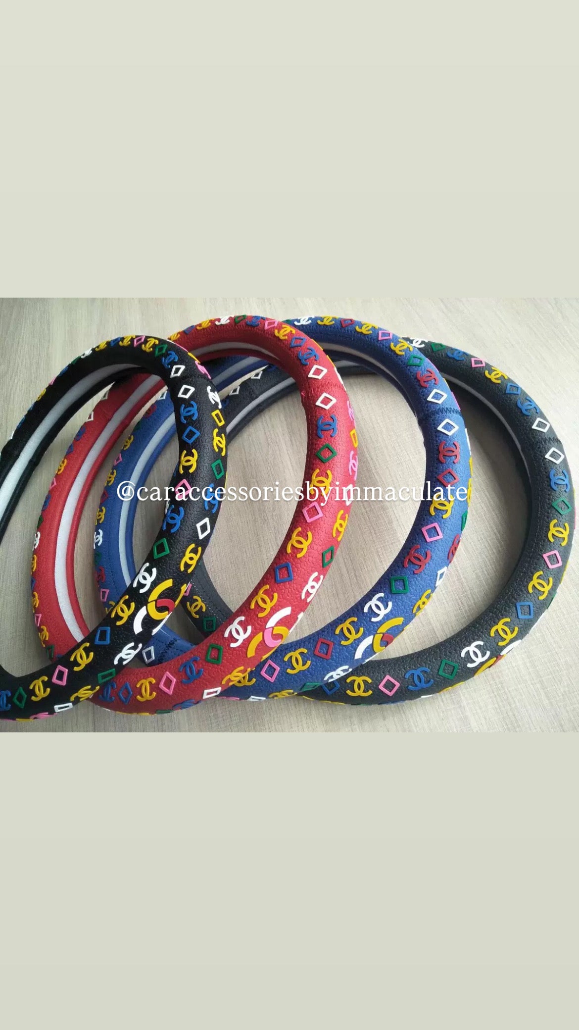 Cc (cube multi colored) car steering wheel cover