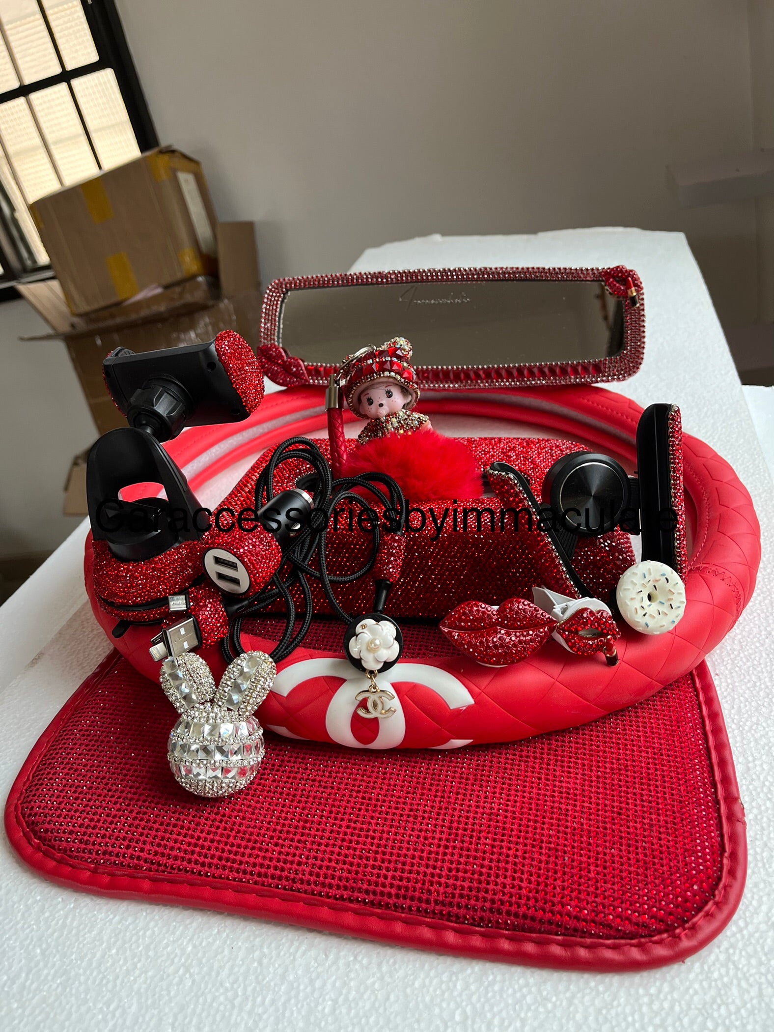 Cc (car steering wheel cover X Diamond encrusted car accessories sets)