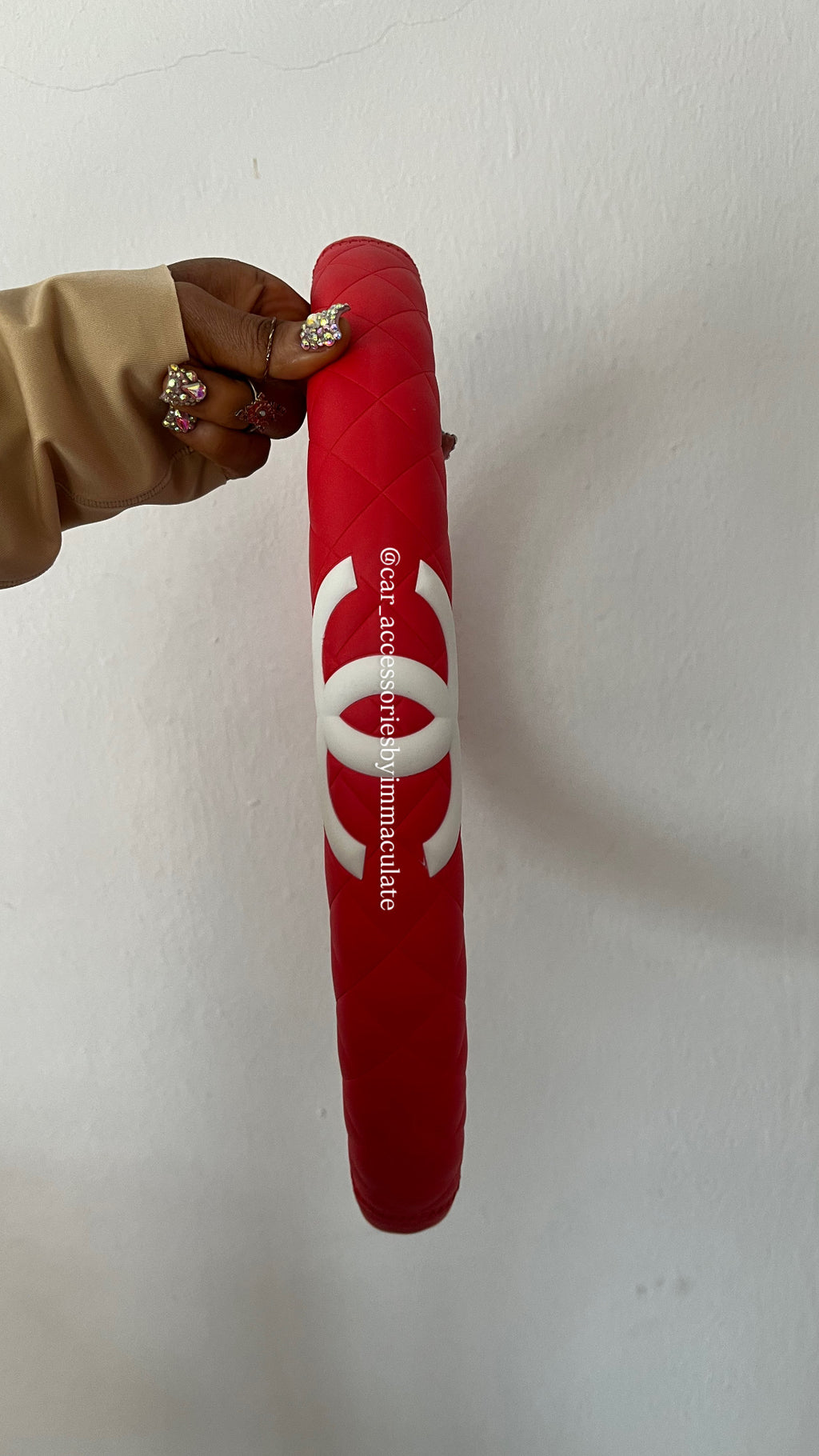 Cc (Red and white) car steering wheel