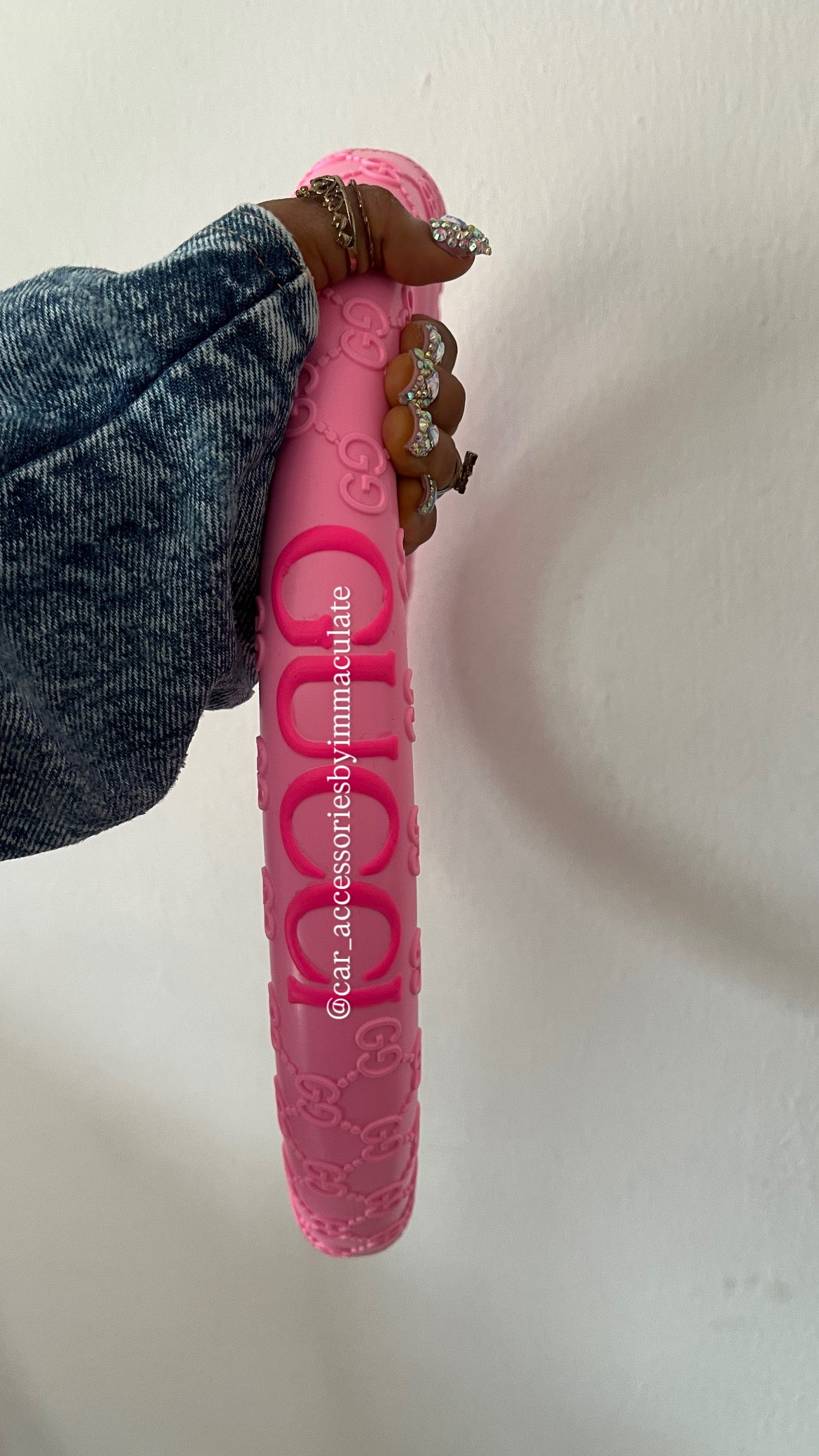 GG (pink Barbie) car steering wheel cover