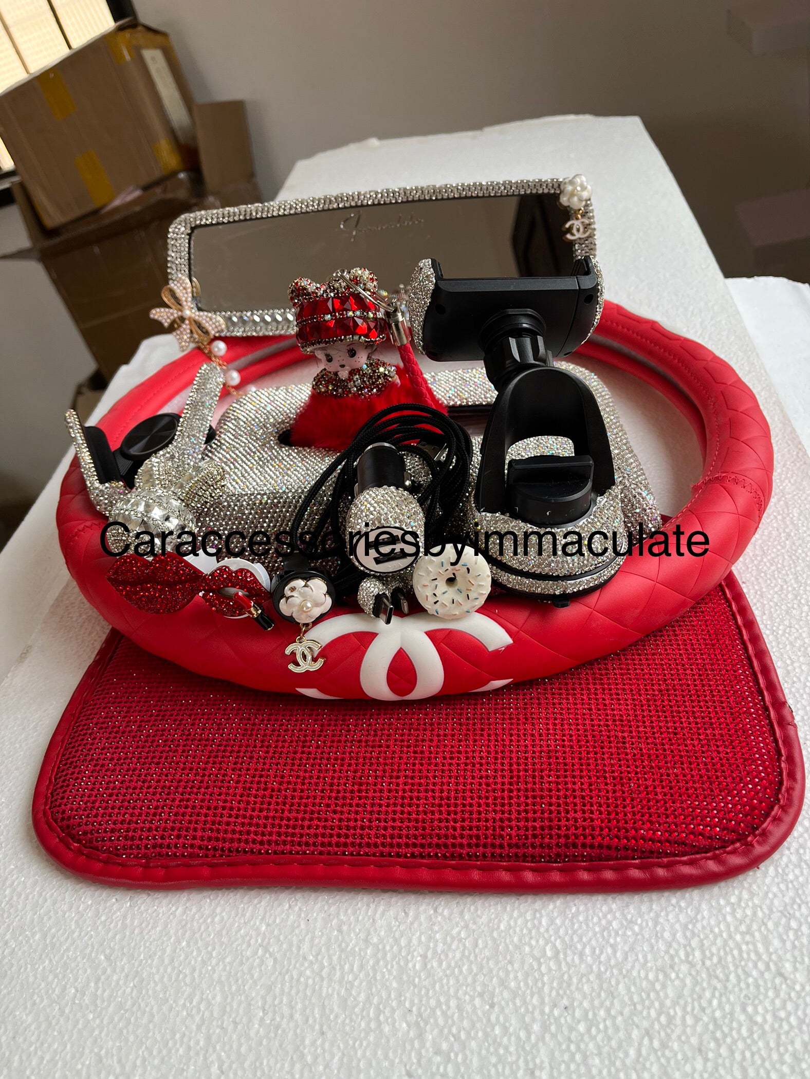 Cc (car steering wheel cover X Diamond encrusted car accessories sets)