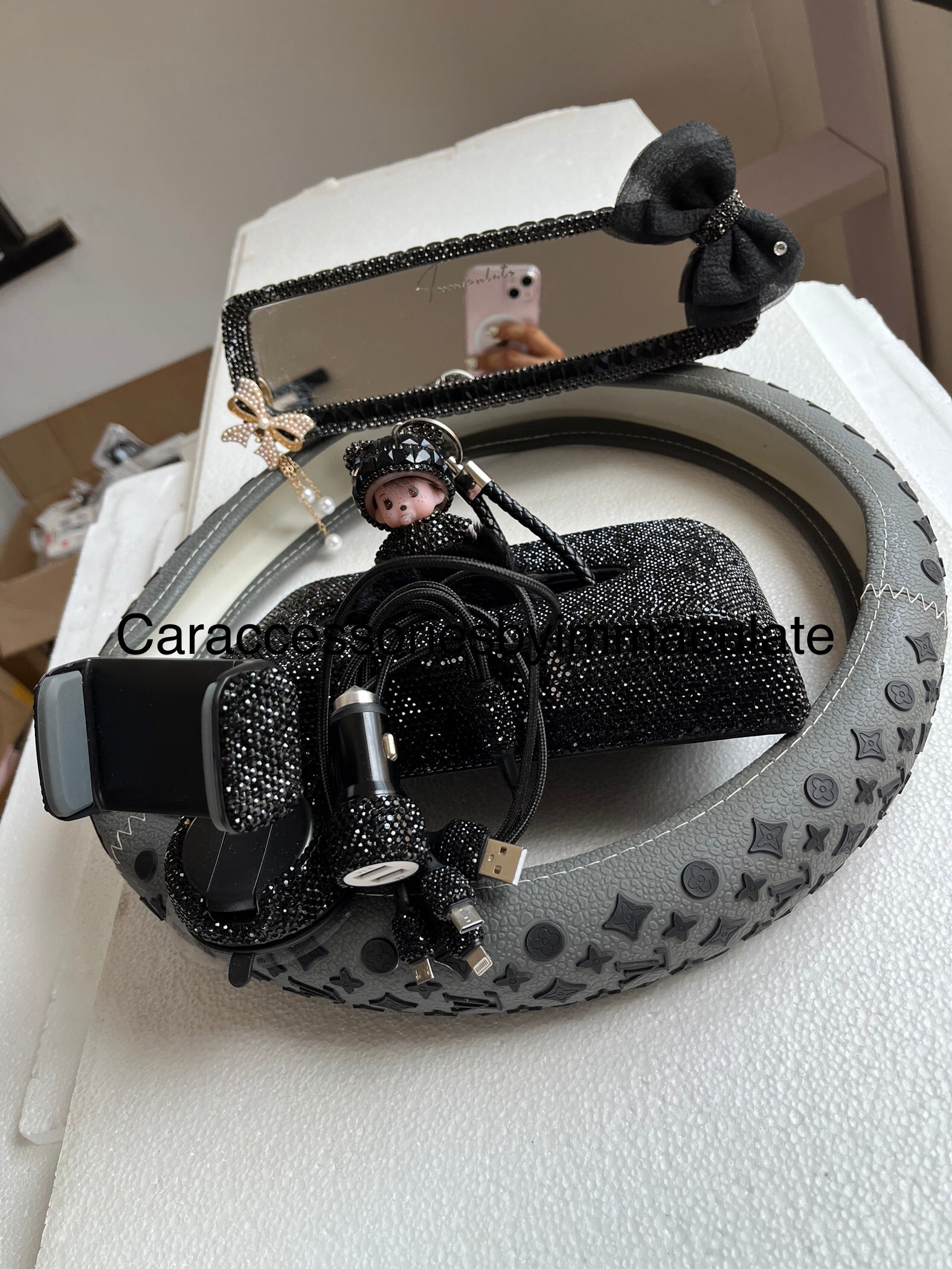 LV (car steering wheel cover X Diamond encrusted car accessories sets)