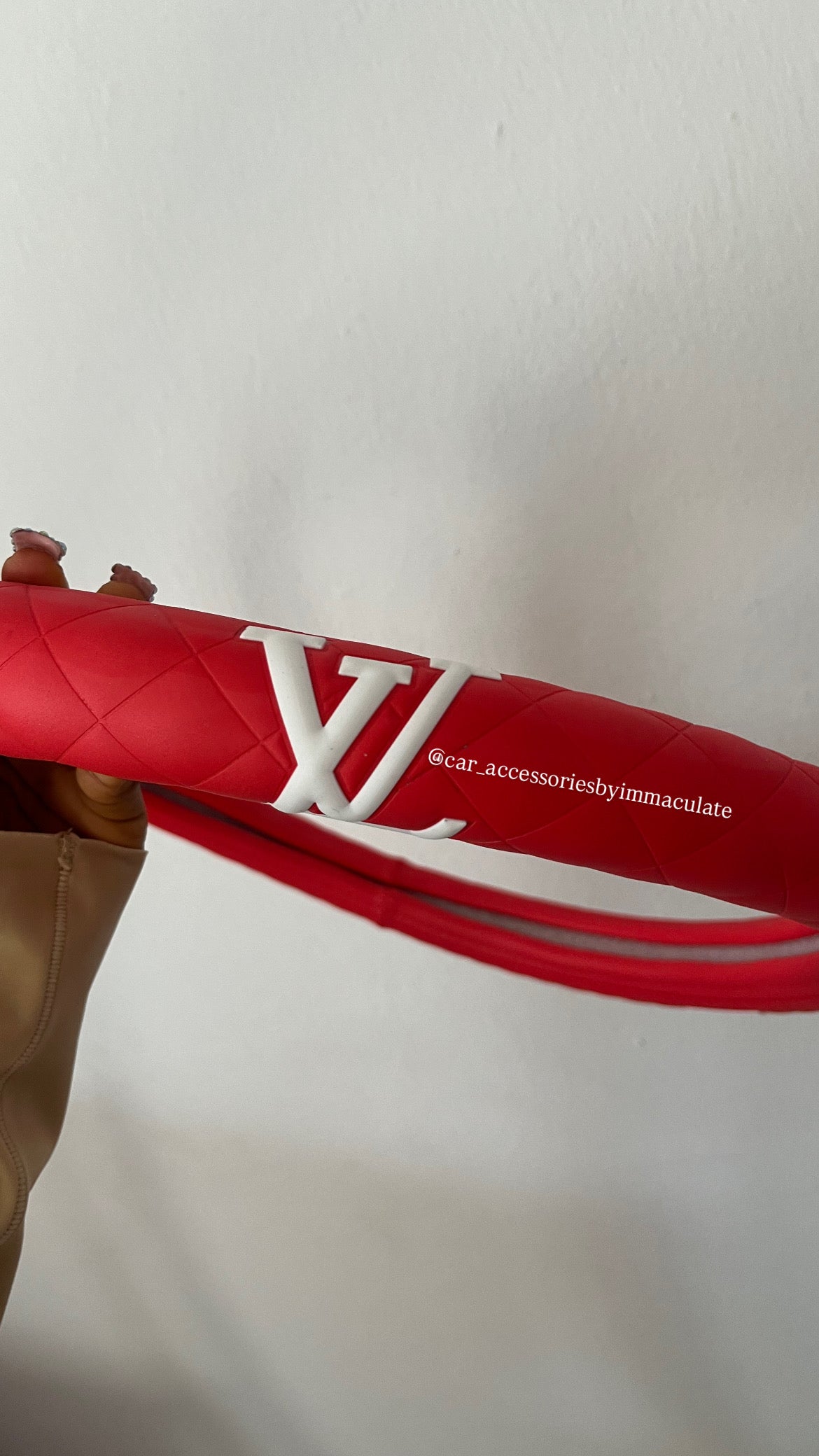 LV (Red and white) car steering wheel cover