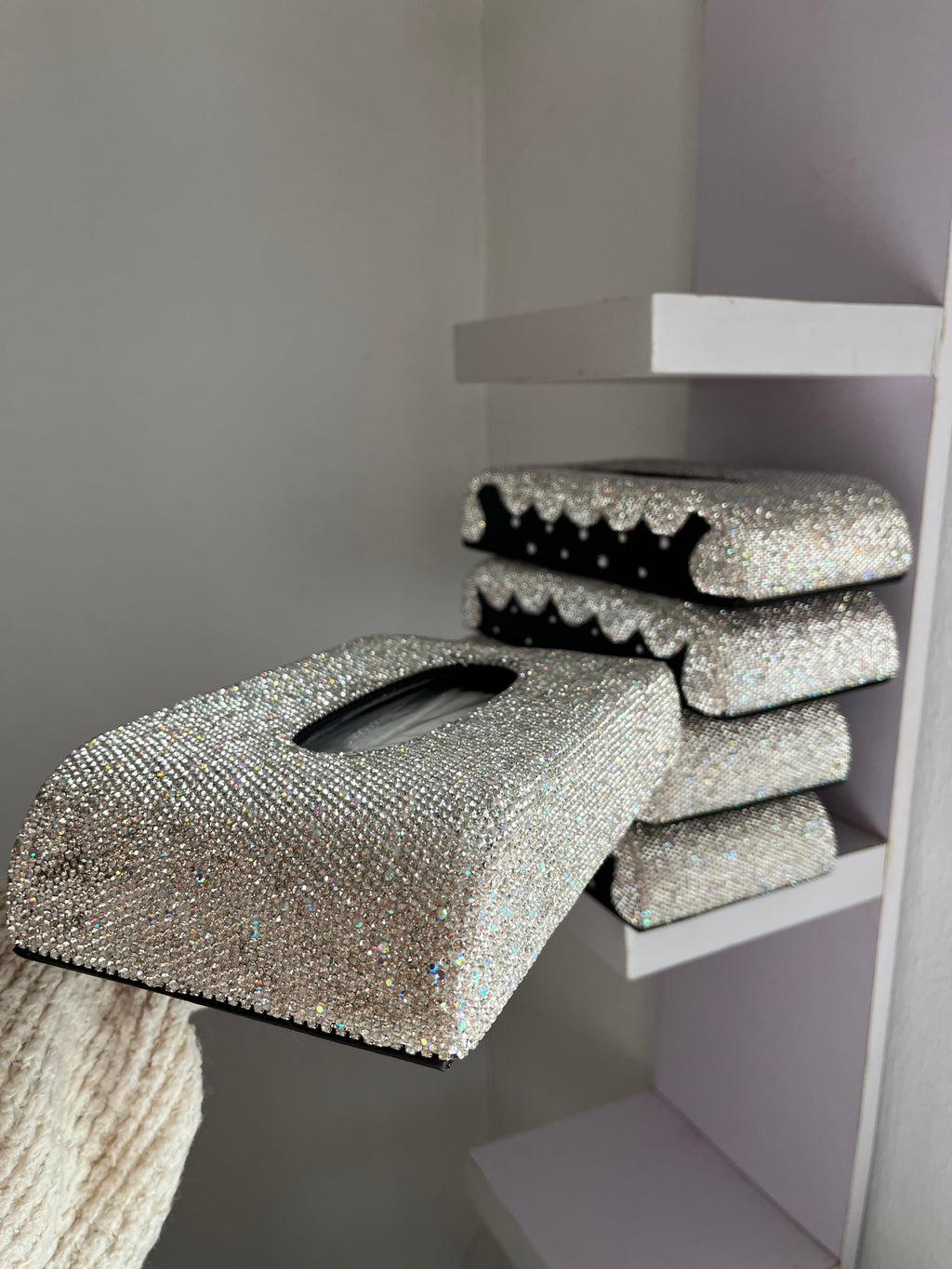 Diamond encrusted (silver) tissue box holder